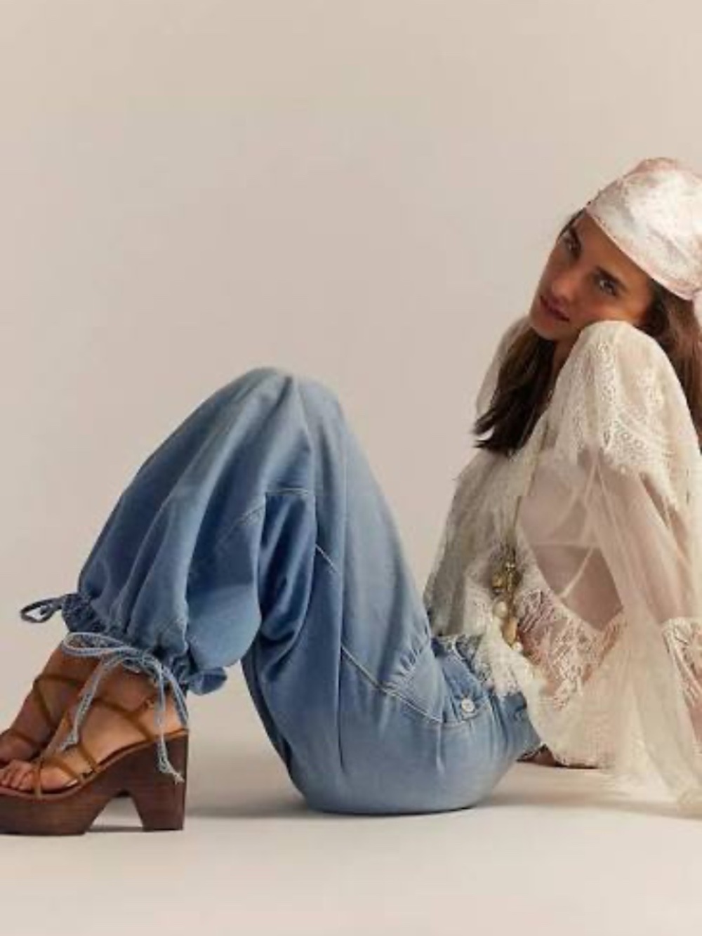 Free People We The Free Lotus Balloon Jeans, Size 32 - Picture 2 of 12